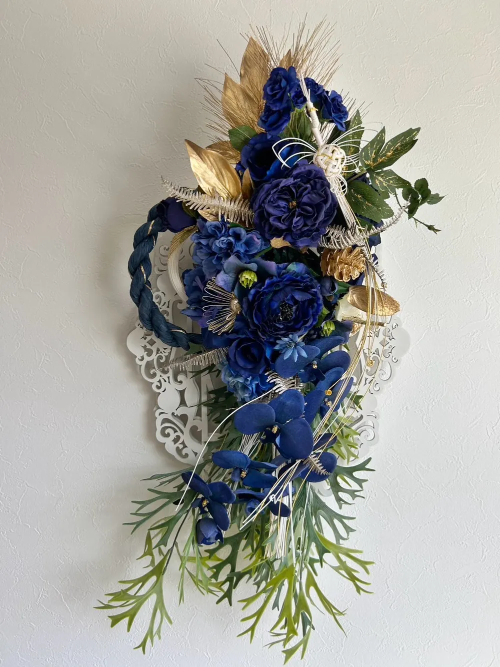 ネイビーベルベット胡蝶蘭の荘厳しめ縄