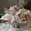 ゴールドポインセチアのXmasアレンジ 画像3