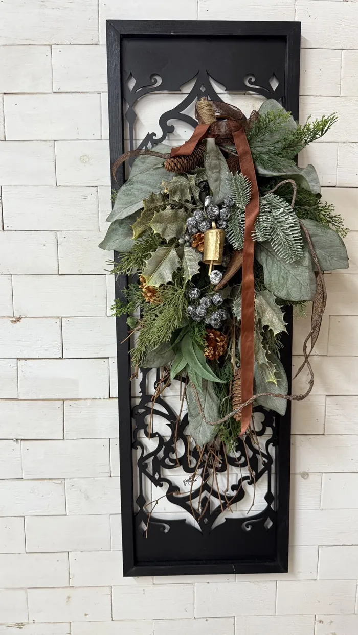 マグノリアリーフのXmasスワッグ 神戸阪急展示用