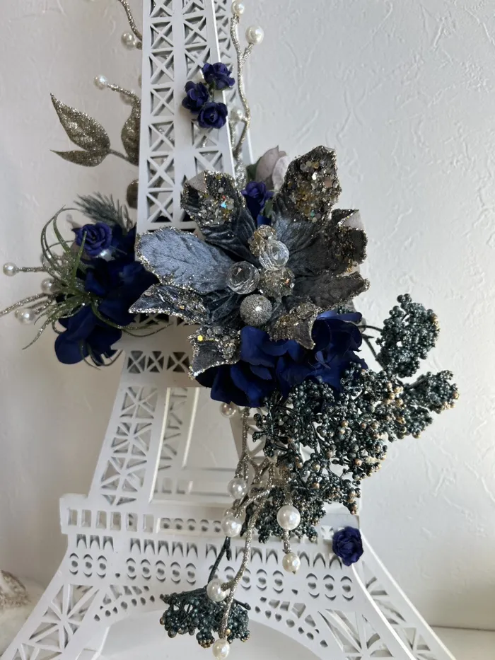 エッフェル塔の花飾り 神戸阪急展示用